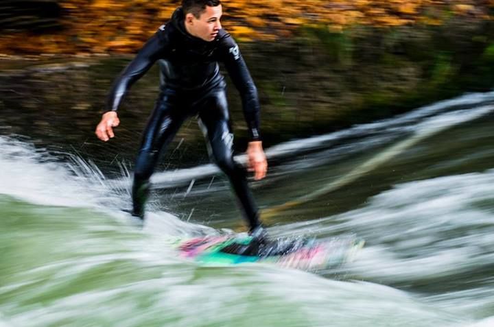 Surfin' on the Eisbach in Munich