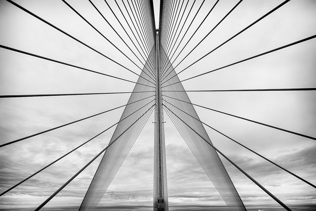 Puente atirantado de Castilla La Mancha.jpg Puente atirantado de Castilla La Mancha.jpg