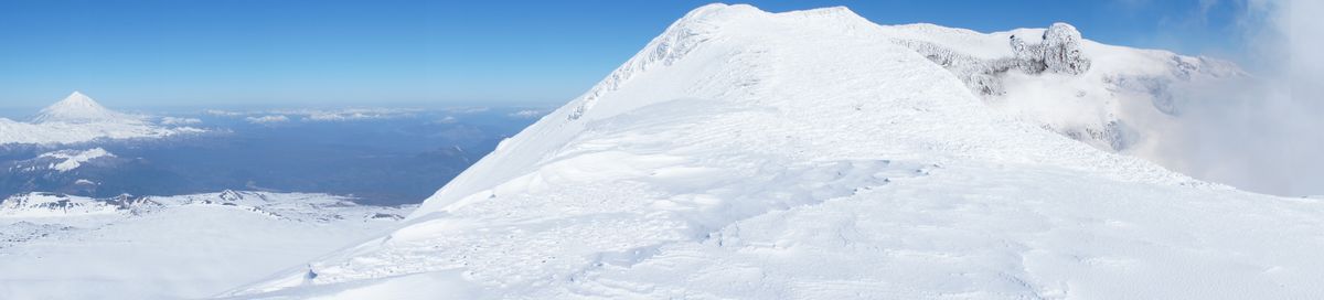 Le volcan fumant